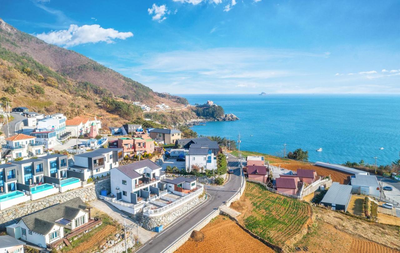 Namhae Whale'S Dream Βίλα Εξωτερικό φωτογραφία