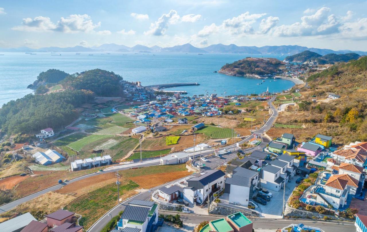 Namhae Whale'S Dream Βίλα Εξωτερικό φωτογραφία